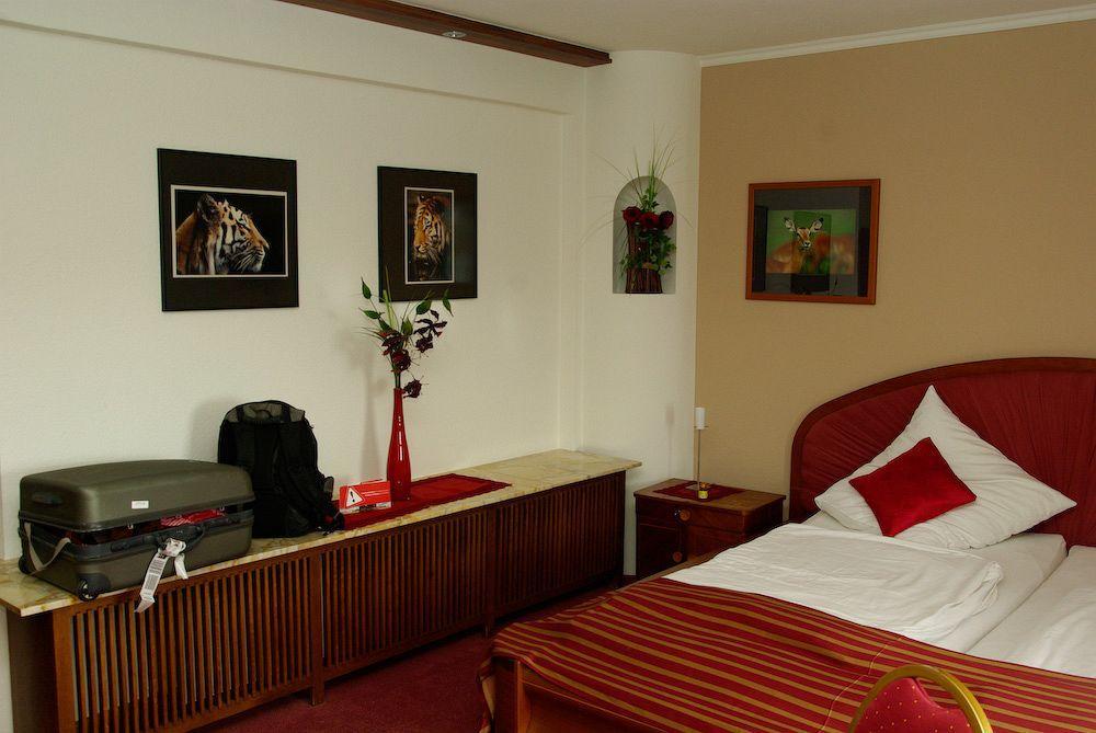 Hotel Sittardsberg Duisburg Exterior foto